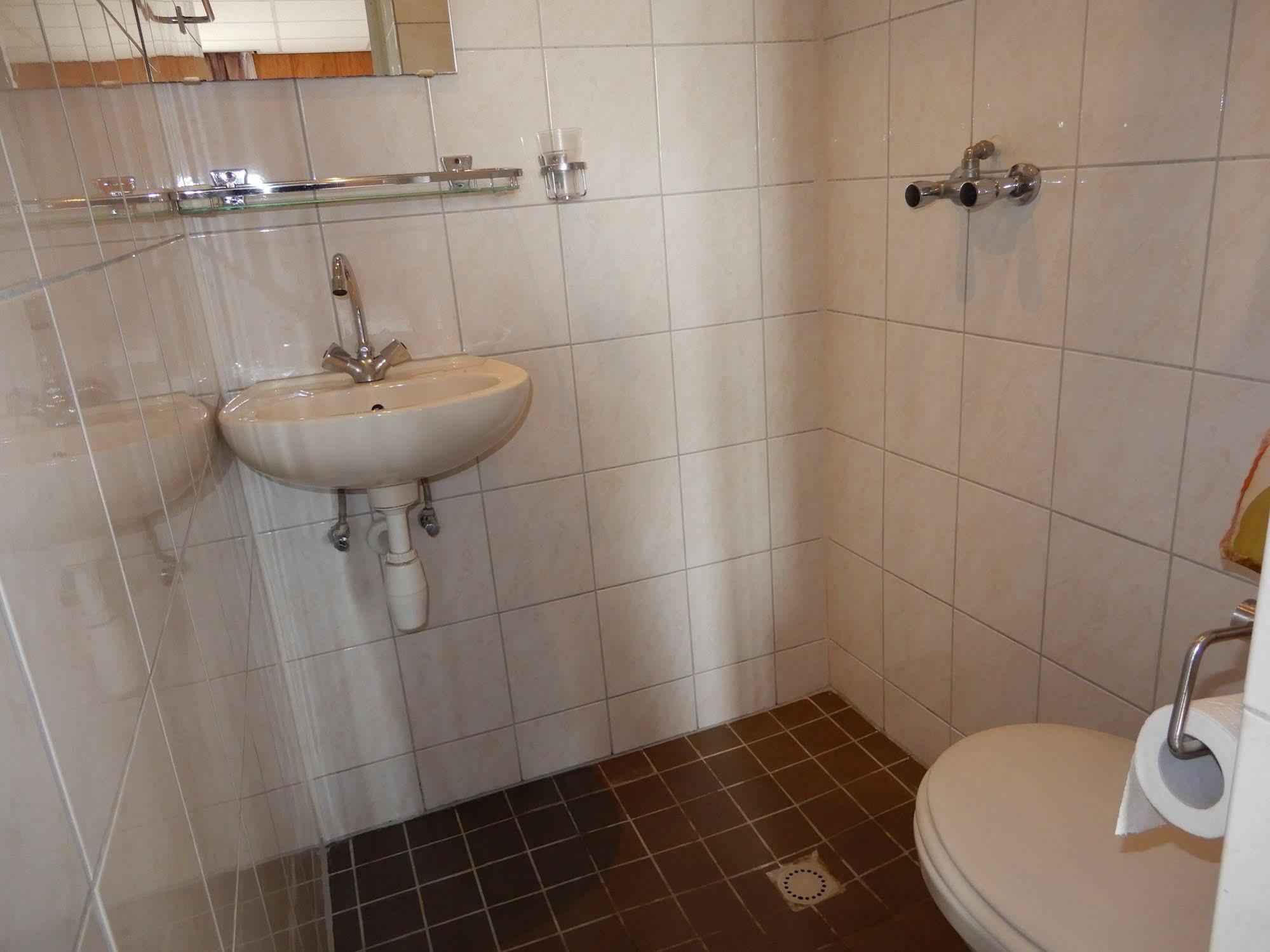 Hotel Sharm Amsterdam Bagian luar foto